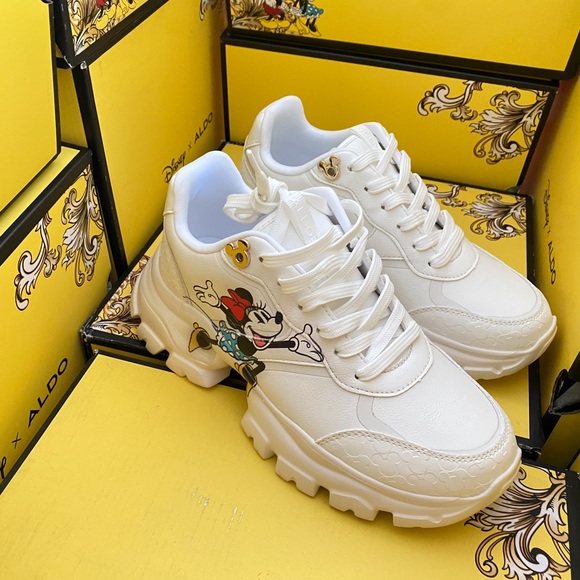 Disney X Aldo Jogger Sneaker Mickey and Minnie D100ztrainer New in box - Picture 5 of 10